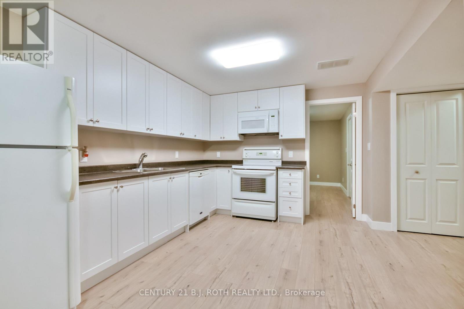 77 Sun King Crescent, Barrie, Ontario  L4M 7K4 - Photo 21 - S12321318