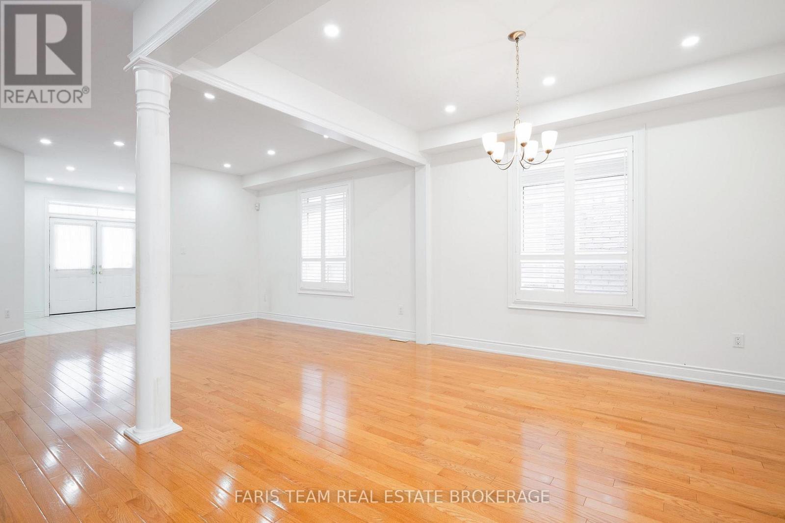 146 Sandringham Drive, Barrie, Ontario  L4M 0C9 - Photo 17 - S12596706