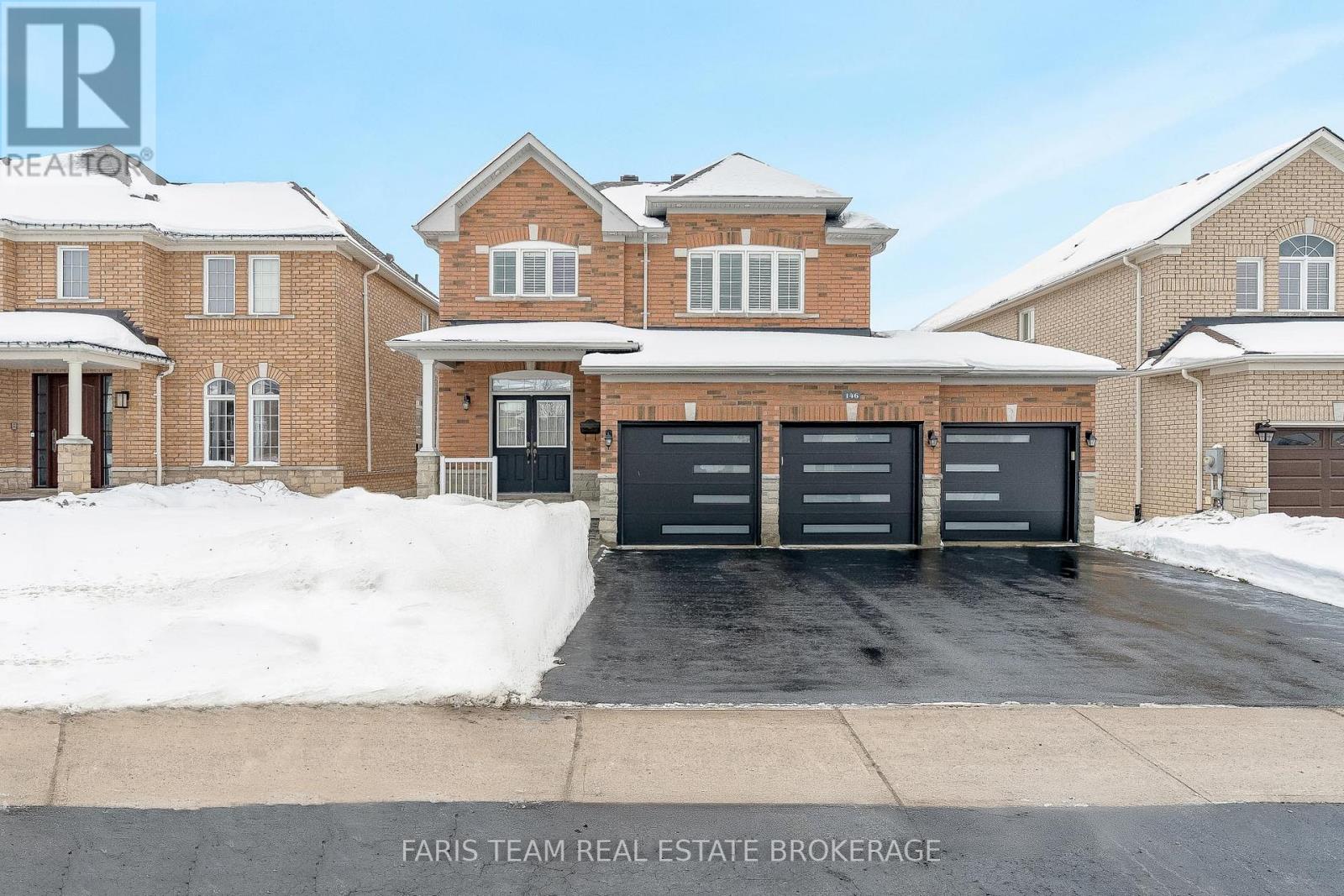 146 SANDRINGHAM DRIVE, Barrie, Ontario
