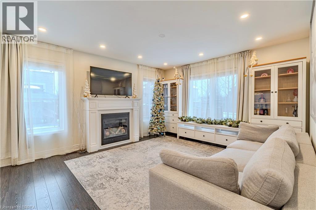 241 Thomas Avenue, Brantford, Ontario  N3S 0E1 - Photo 16 - 40794255