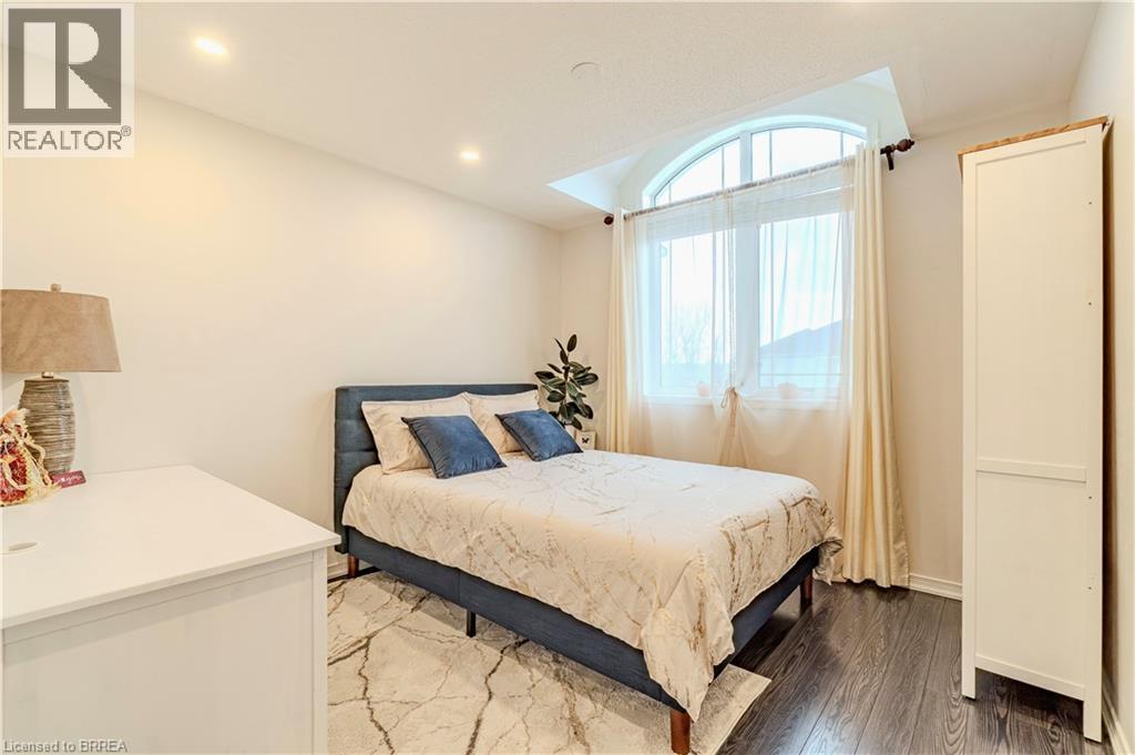 241 Thomas Avenue, Brantford, Ontario  N3S 0E1 - Photo 26 - 40794255