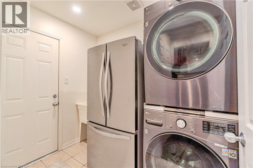 241 Thomas Avenue, Brantford, Ontario  N3S 0E1 - Photo 31 - 40794255