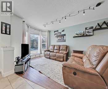 7 Prestwick Crescent Se, Calgary, Alberta  T2Z 3L9 - Photo 6 - A2275604