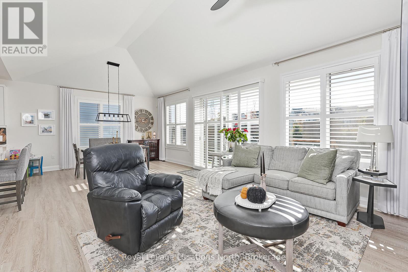 107 Stillwater Crescent, Blue Mountains, Ontario  L9Y 4P5 - Photo 21 - X12487324