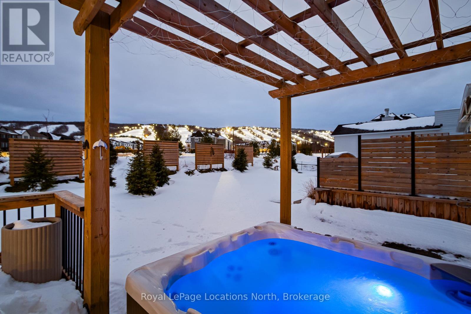 107 Stillwater Crescent, Blue Mountains, Ontario  L9Y 4P5 - Photo 4 - X12487324