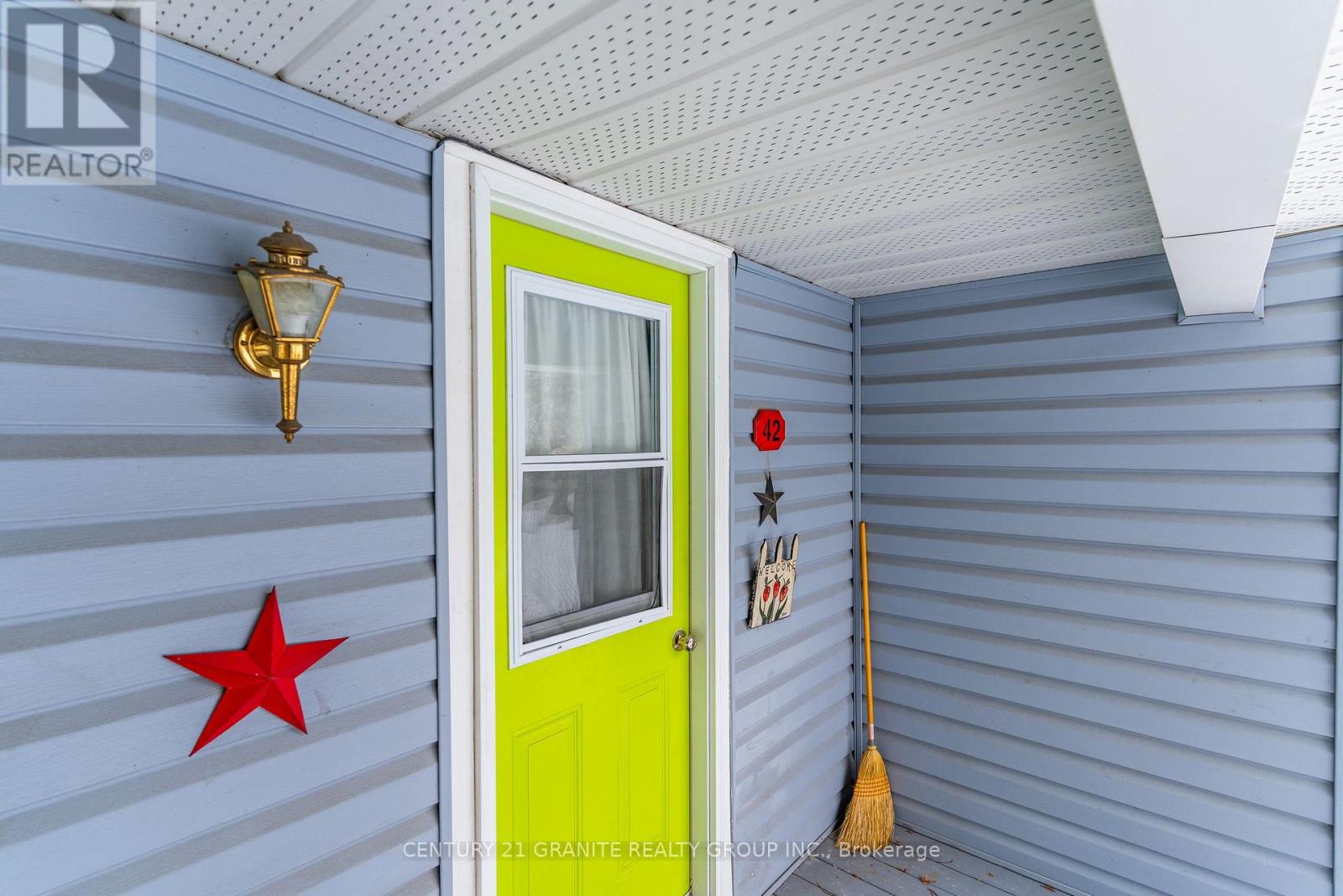 42 Chemaushgon Road, Bancroft, Ontario  K0L 1C0 - Photo 3 - X12642718