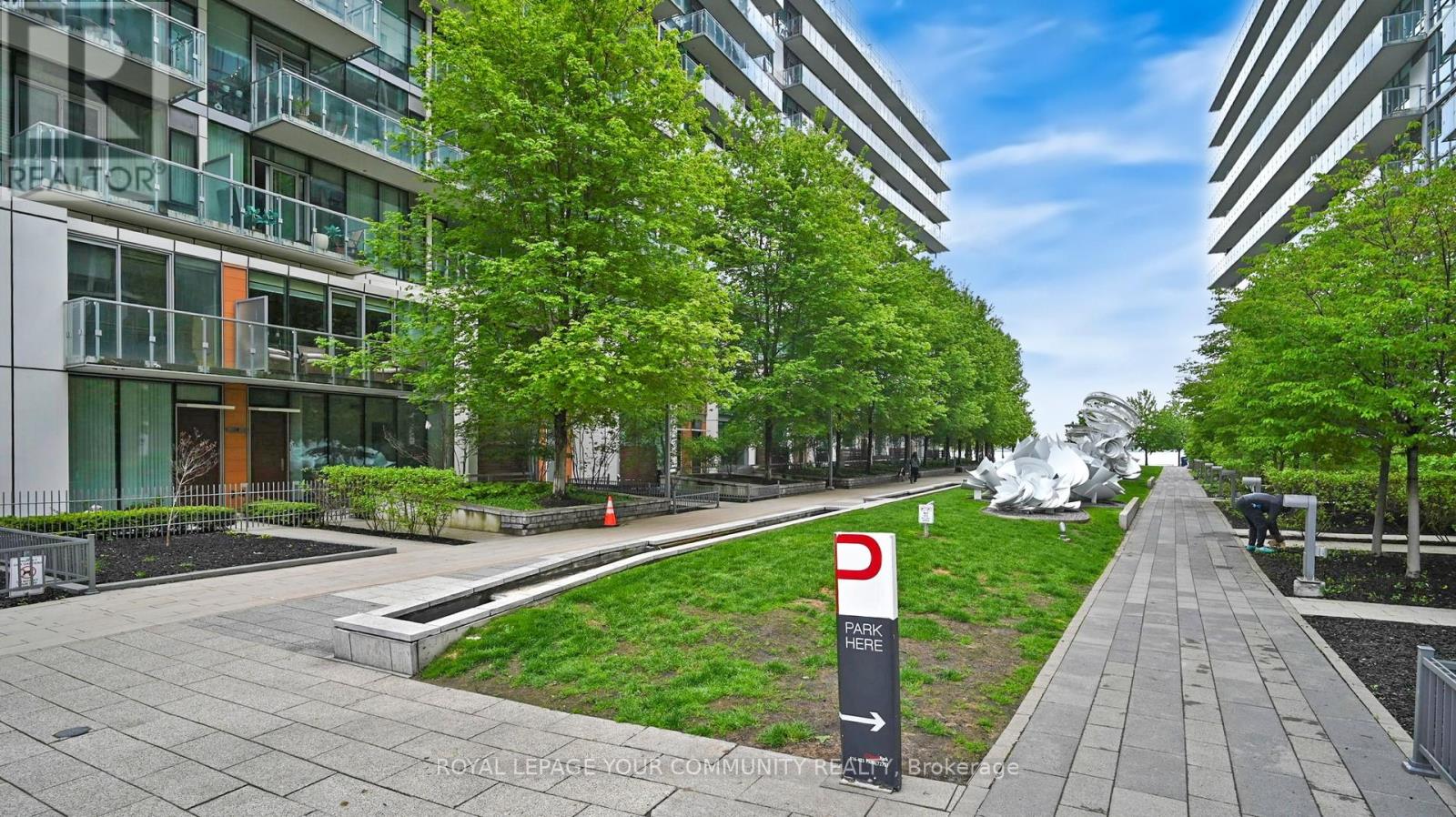 508 - 39 Queens Quay E, Toronto, Ontario  M5E 0A5 - Photo 5 - C12642730