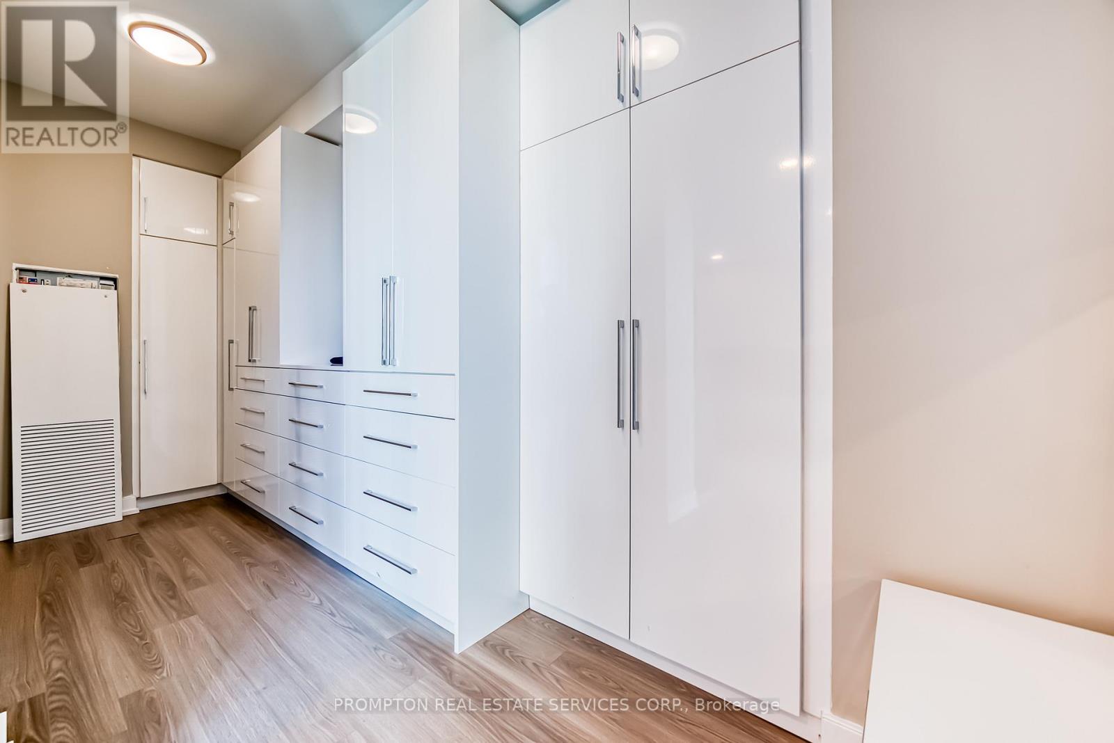 1105 - 220 George Street, Toronto, Ontario  M5A 2N1 - Photo 27 - C12642746