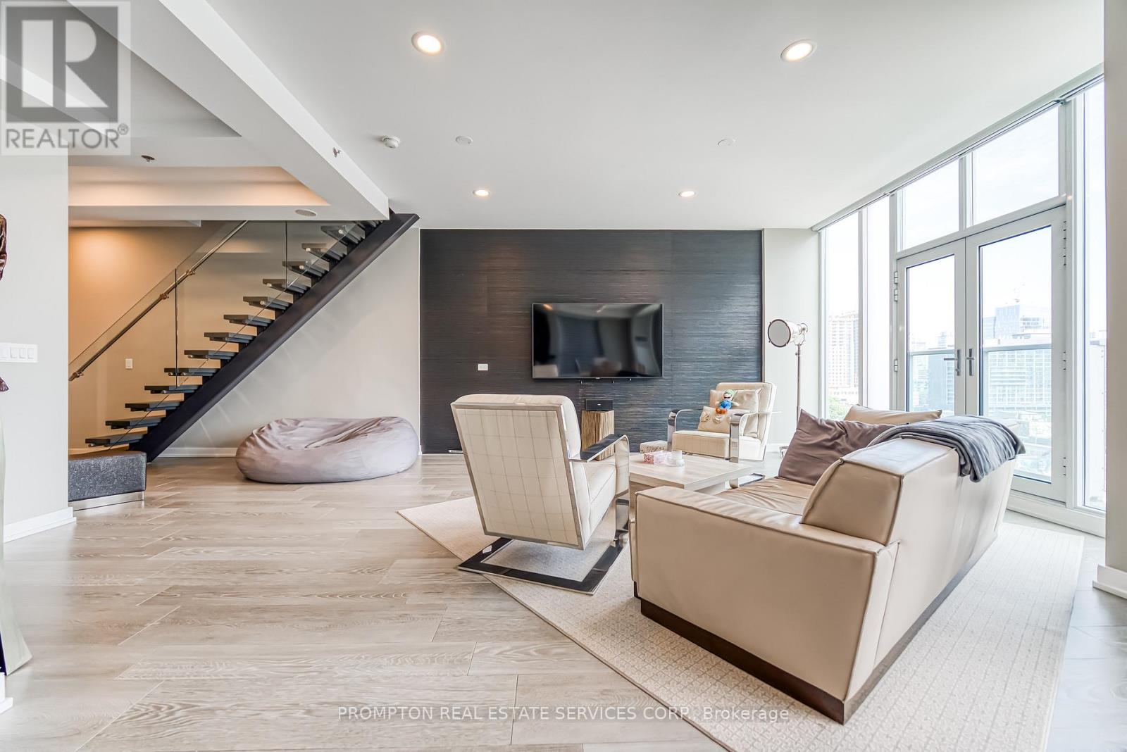 1105 - 220 George Street, Toronto, Ontario  M5A 2N1 - Photo 9 - C12642746