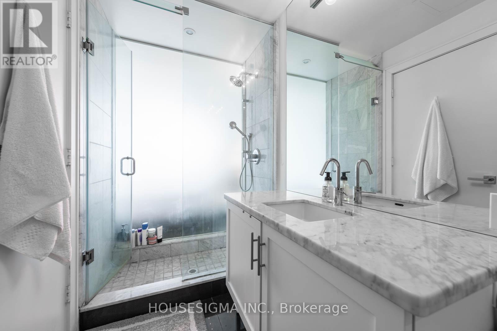 423 - 29 Queens Quay E, Toronto, Ontario  M5E 0A4 - Photo 12 - C12642766