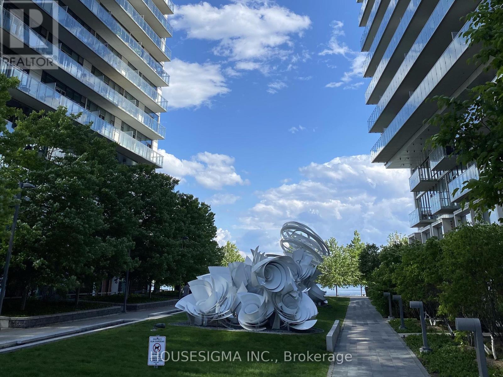 423 - 29 Queens Quay E, Toronto, Ontario  M5E 0A4 - Photo 16 - C12642766