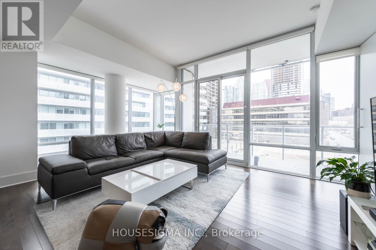 423 - 29 Queens Quay E, Toronto, Ontario  M5E 0A4 - Photo 7 - C12642766