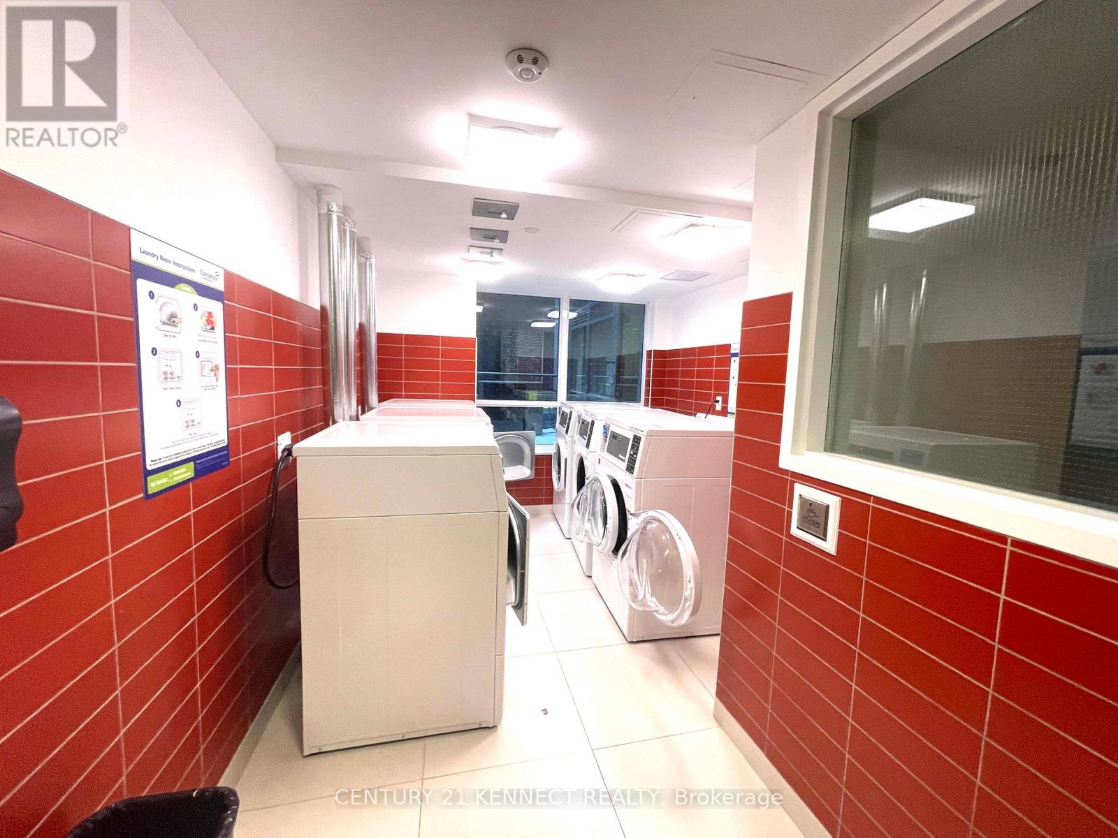 402r - 231 College Street, Toronto, Ontario  M5T 1R4 - Photo 3 - C12642838