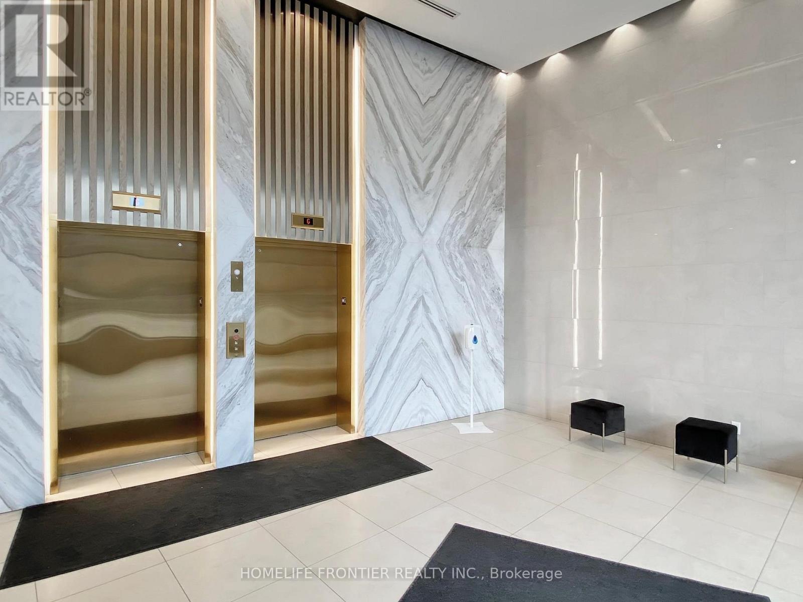 527 - 1 Belsize Drive, Toronto, Ontario  M4S 0B9 - Photo 5 - C12642844