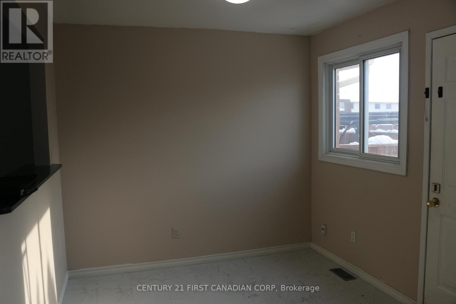 4 - 51 Sholto Drive, London South, Ontario  N6E 2H9 - Photo 8 - X12633208