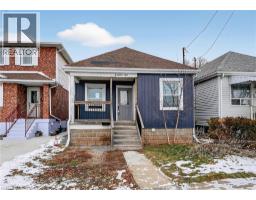 49 ALLAN Avenue, Hamilton, Ontario