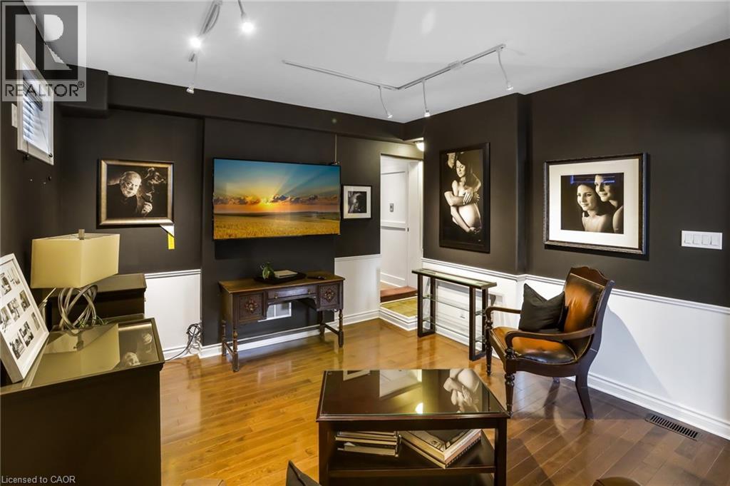 231 #8 Highway, Stoney Creek, Ontario  L8G 1E2 - Photo 4 - 40791872