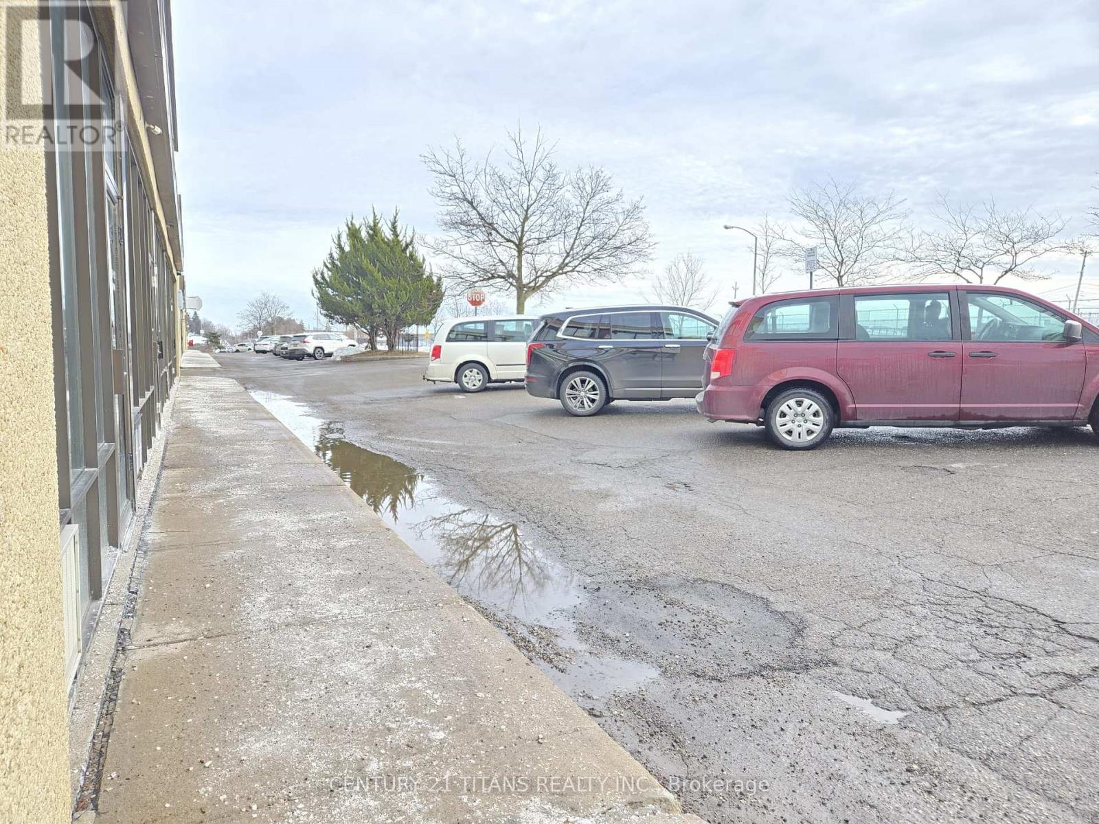 202 - 80 Nashdene Road, Toronto, Ontario  M1V 5E4 - Photo 3 - E12642786