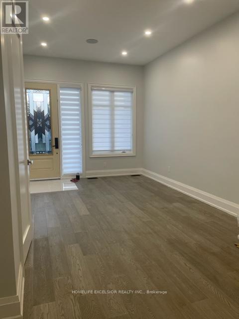 Main-Upper - 57 Phillip Avenue, Toronto, Ontario  M1N 3R1 - Photo 3 - E12642836