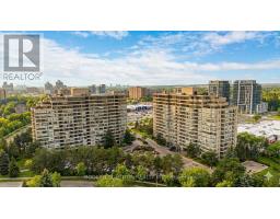 426 - 32 CLARISSA DRIVE, Richmond Hill, Ontario