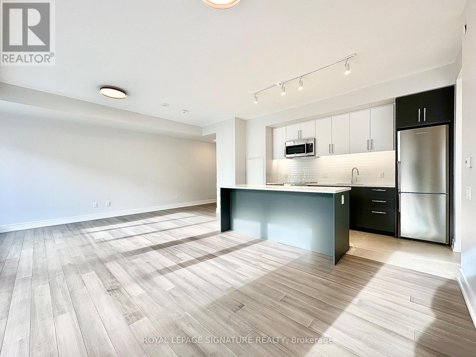 903 - 2525 Bathurst Street, Toronto, Ontario  M6B 2Y9 - Photo 2 - C12440290