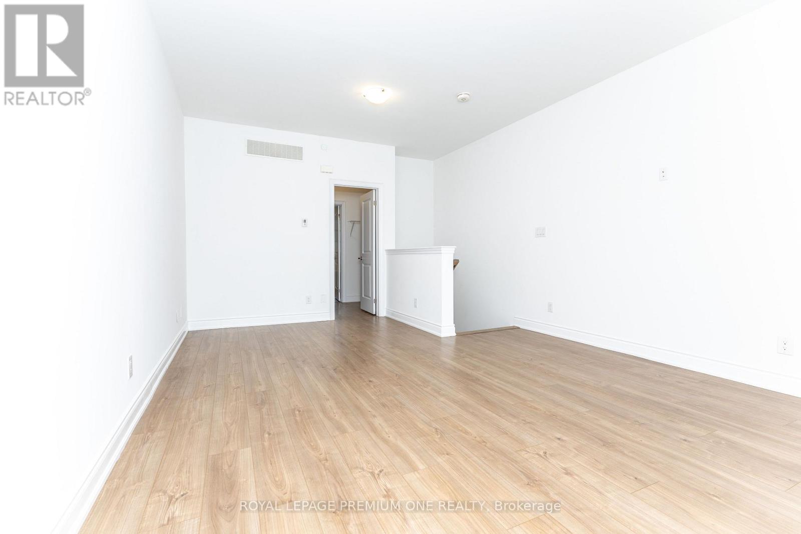 31 Salvador Allende Court, Toronto, Ontario  M6G 0A3 - Photo 27 - C12604668