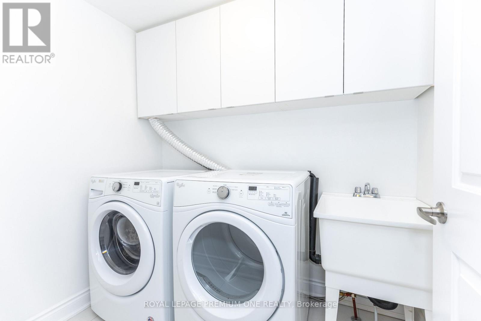 31 Salvador Allende Court, Toronto, Ontario  M6G 0A3 - Photo 24 - C12604668