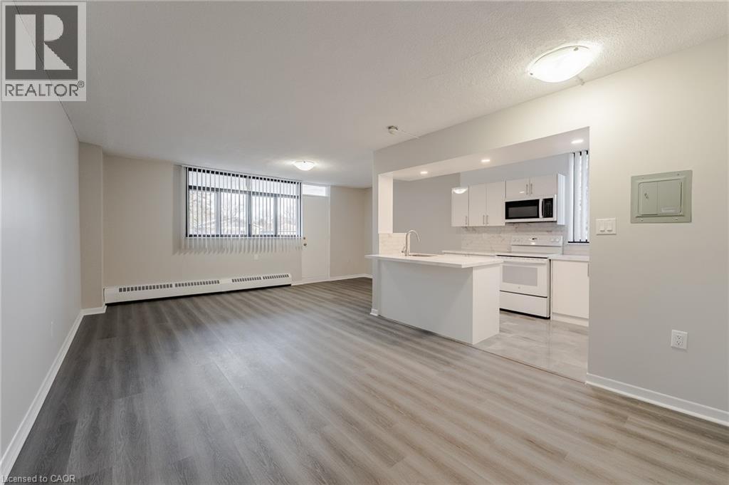 770 Hager Avenue Unit# 106, Burlington, Ontario  L7S 1X1 - Photo 5 - 40794607