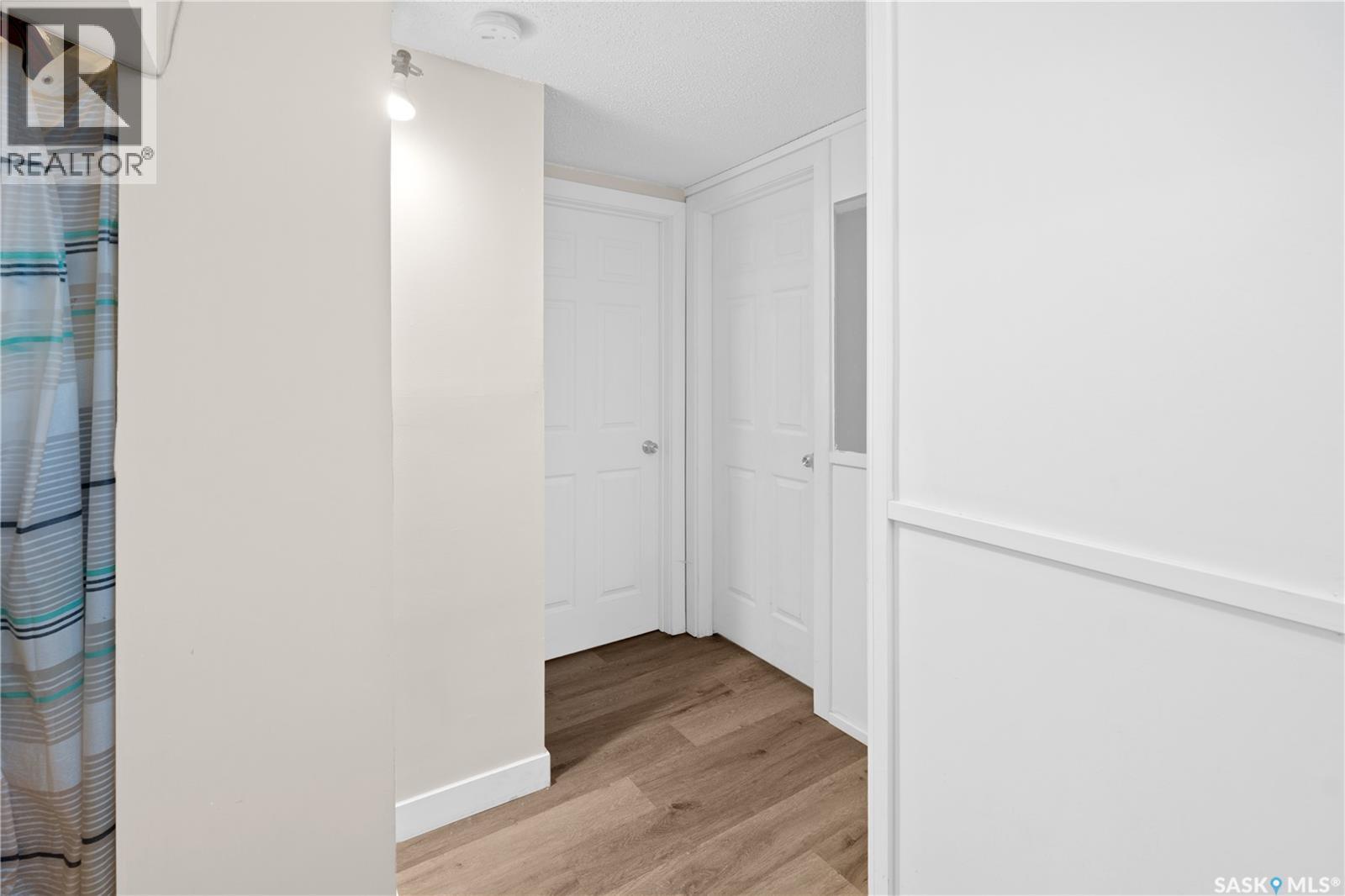 212 W Avenue S, Saskatoon, Saskatchewan  S7M 3G3 - Photo 17 - SK025670