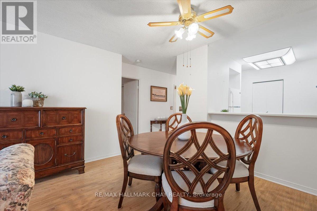 1404 - 150 Dunlop Street E, Barrie, Ontario  L4M 6H1 - Photo 13 - S12642750