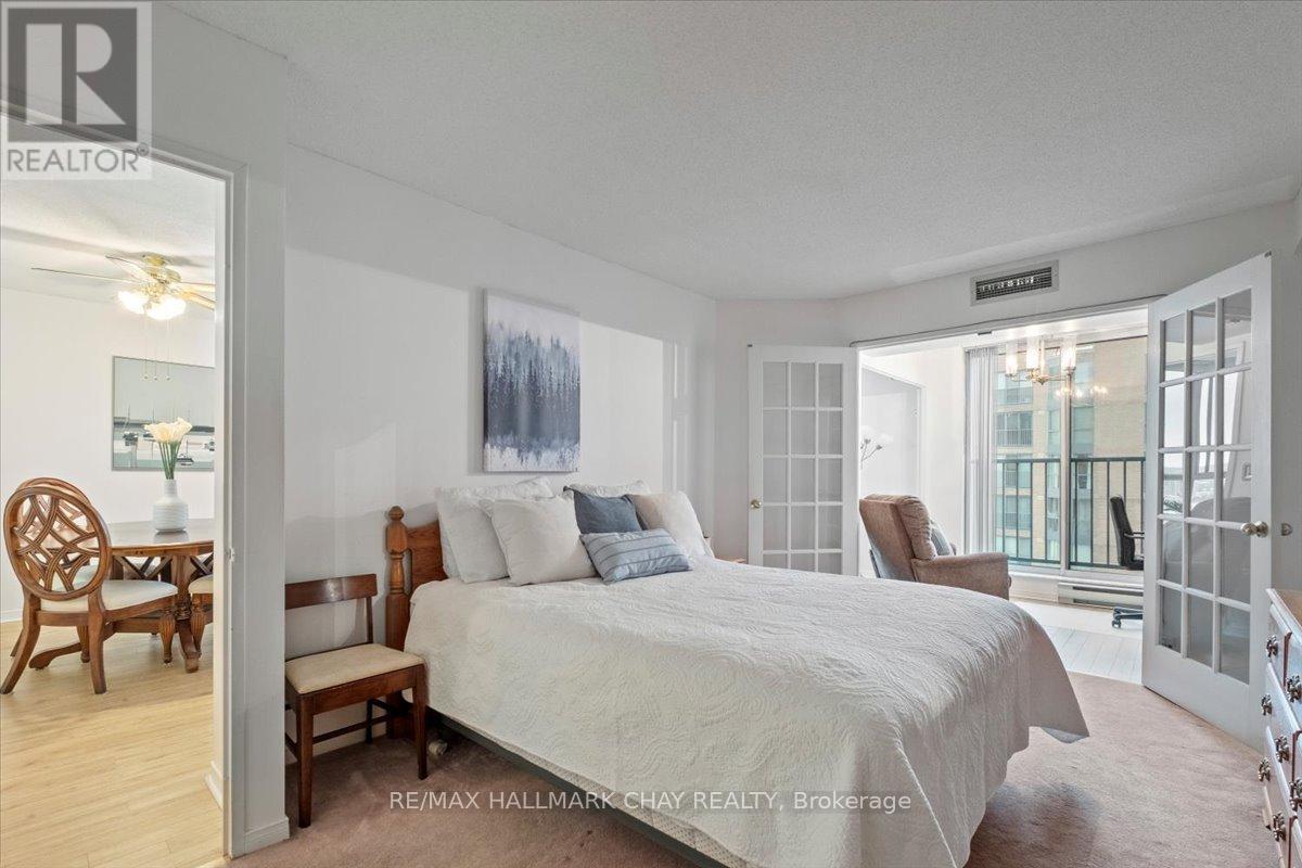 1404 - 150 Dunlop Street E, Barrie, Ontario  L4M 6H1 - Photo 24 - S12642750