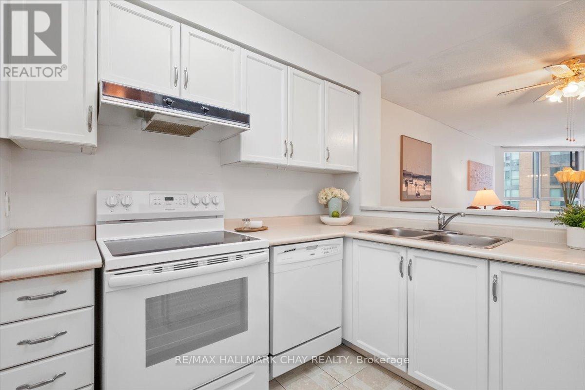 1404 - 150 Dunlop Street E, Barrie, Ontario  L4M 6H1 - Photo 8 - S12642750