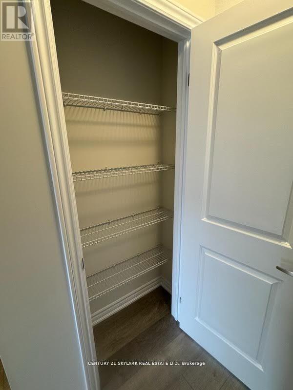 6 Wagon Lane N, Barrie (Innis-Shore), Ontario  L9J 0C2 - Photo 14 - S12642800