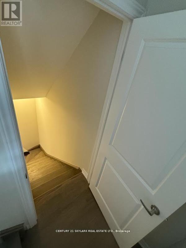 6 Wagon Lane N, Barrie (Innis-Shore), Ontario  L9J 0C2 - Photo 20 - S12642800