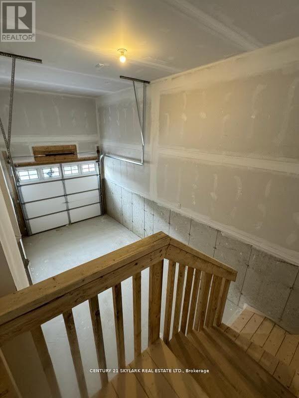 6 Wagon Lane N, Barrie (Innis-Shore), Ontario  L9J 0C2 - Photo 26 - S12642800