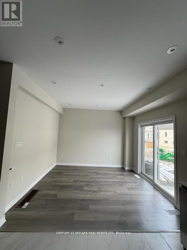 6 Wagon Lane N, Barrie (Innis-Shore), Ontario  L9J 0C2 - Photo 29 - S12642800