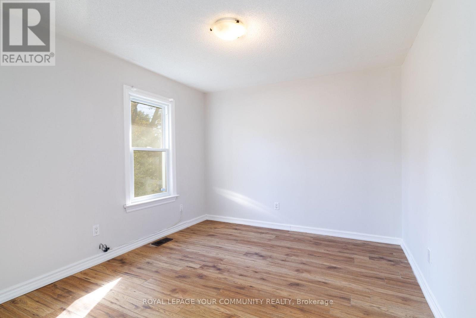 210 Cox Mill Road, Barrie (Painswick North), Ontario  L4N 4G5 - Photo 9 - S12642802