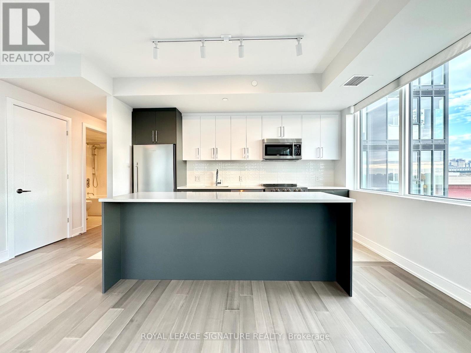 701 - 664 Spadina Avenue, Toronto (University), Ontario  M5S 0G4 - Photo 5 - C12642826