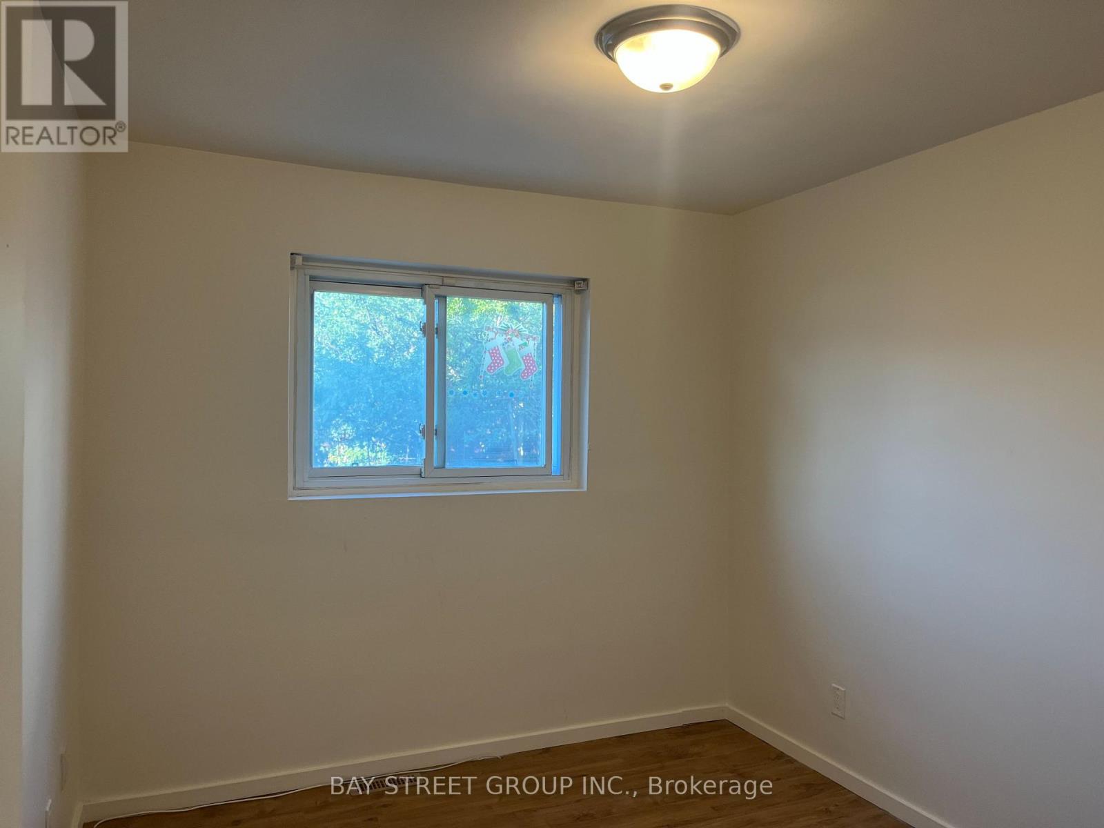 3420 Galena Crescent N, Mississauga, Ontario  L5A 3L8 - Photo 3 - W12459018