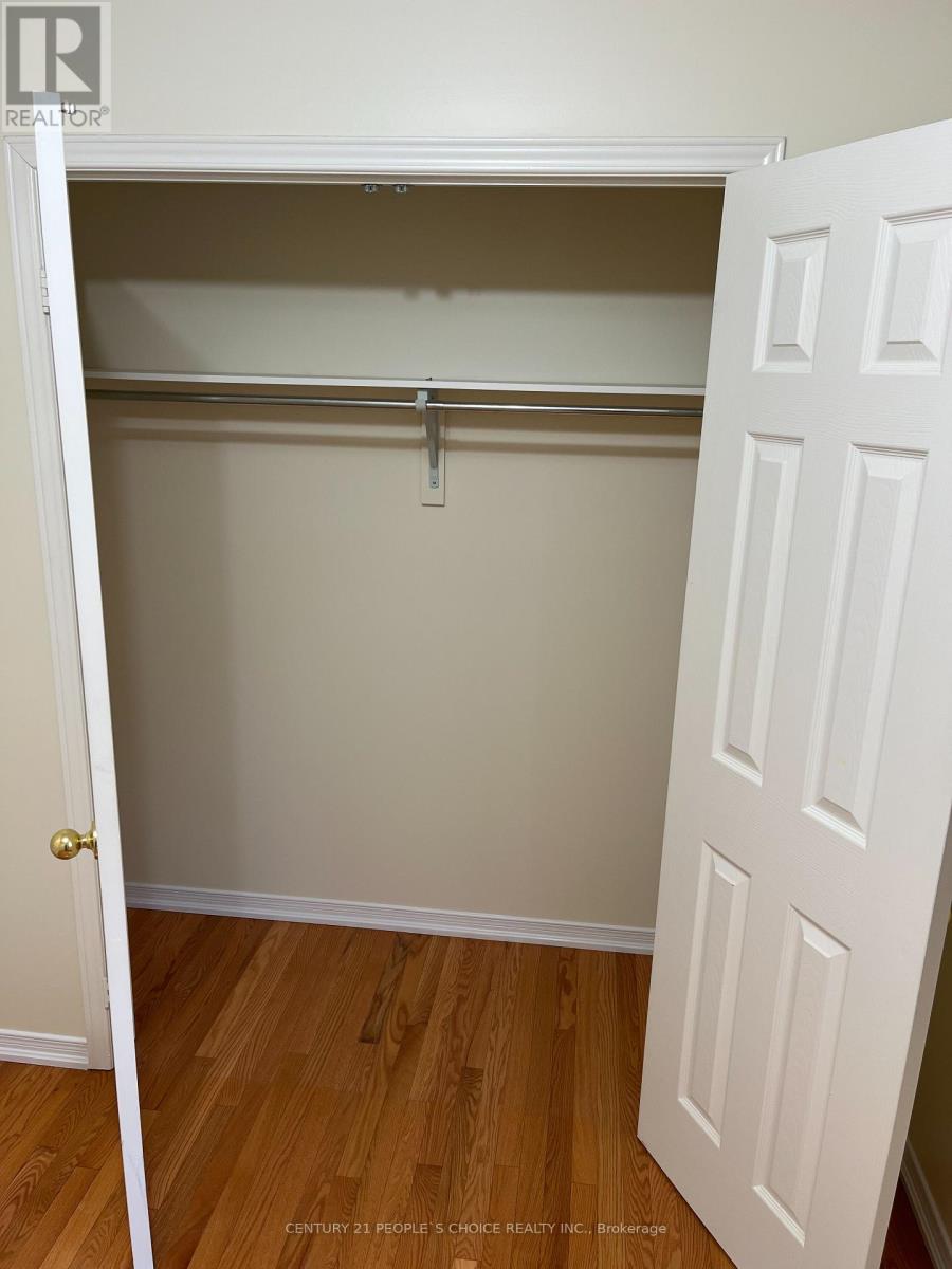 Upper - 14 Bersan Terrace, Brampton, Ontario  L6P 3T2 - Photo 25 - W12642000