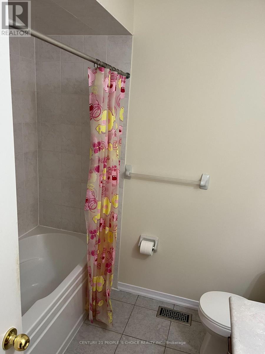 Upper - 14 Bersan Terrace, Brampton, Ontario  L6P 3T2 - Photo 26 - W12642000