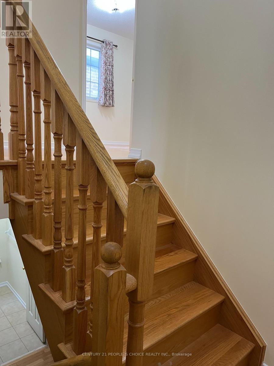 Upper - 14 Bersan Terrace, Brampton, Ontario  L6P 3T2 - Photo 17 - W12642000