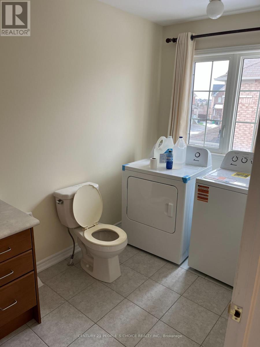 Upper - 14 Bersan Terrace, Brampton, Ontario  L6P 3T2 - Photo 22 - W12642000