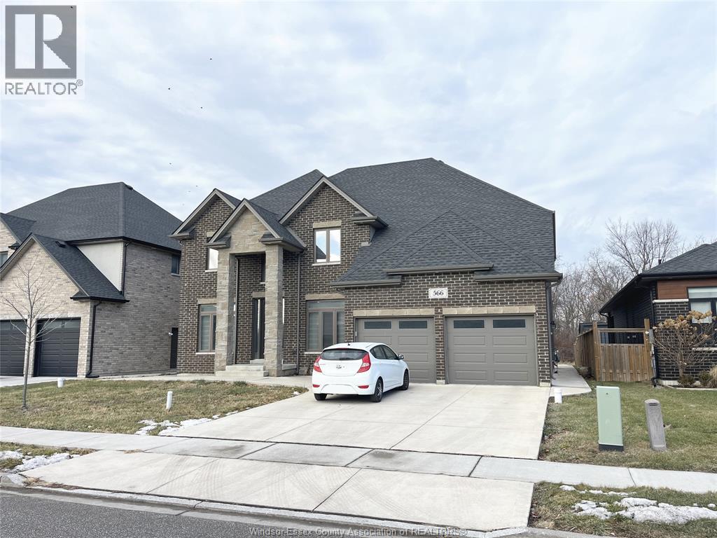 566 Maguire Street, Windsor, Ontario N9E 0A6 - Photo 2 - 25031879