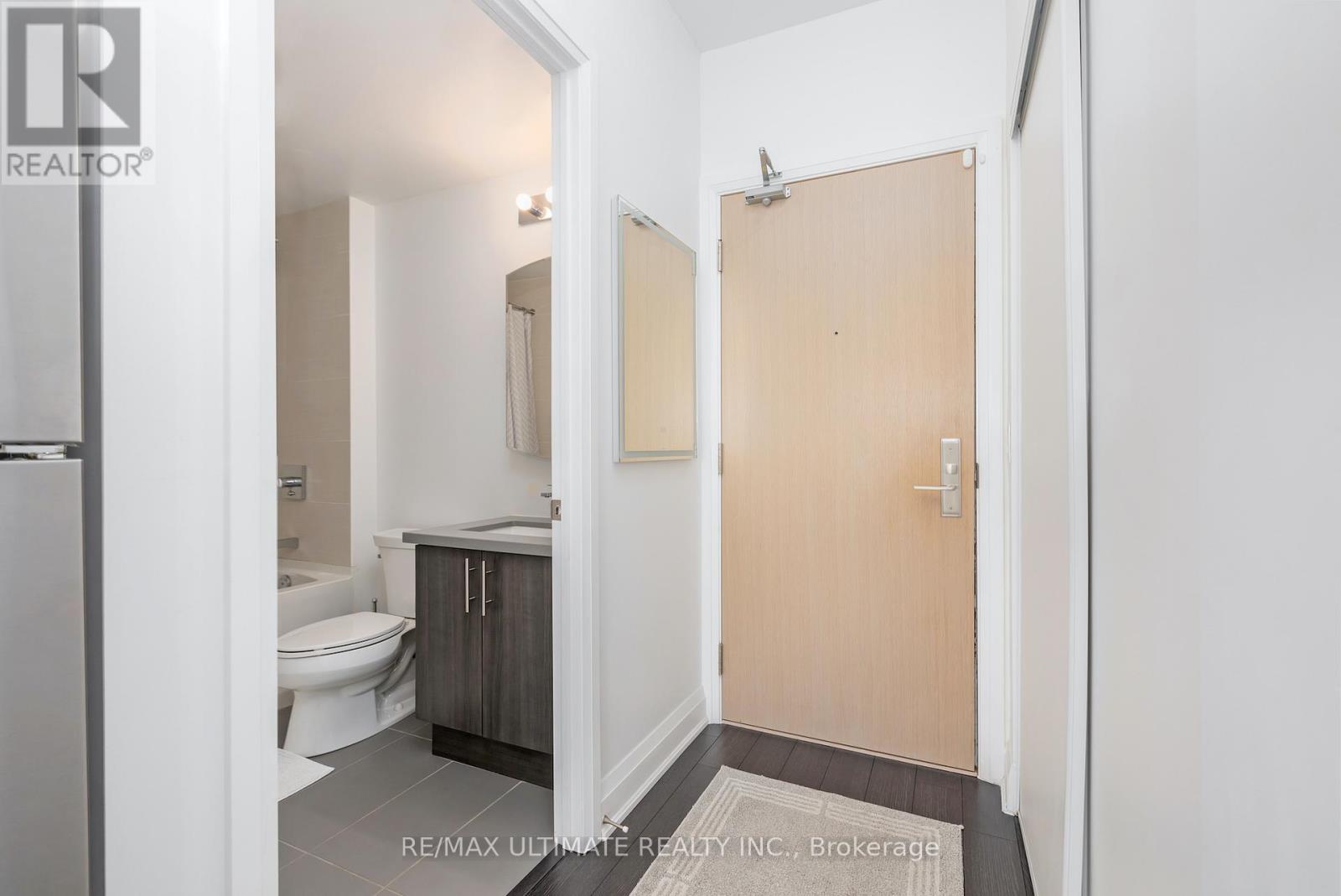 511 - 16 Mcadam Avenue, Toronto, Ontario  M6A 1S5 - Photo 2 - W12642728