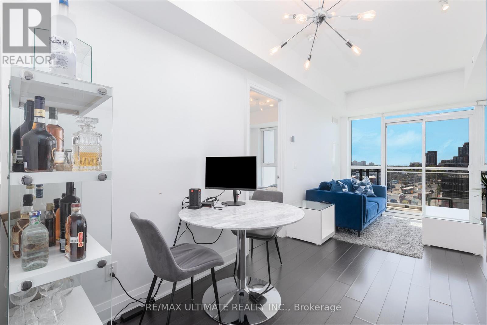 511 - 16 Mcadam Avenue, Toronto, Ontario  M6A 1S5 - Photo 4 - W12642728