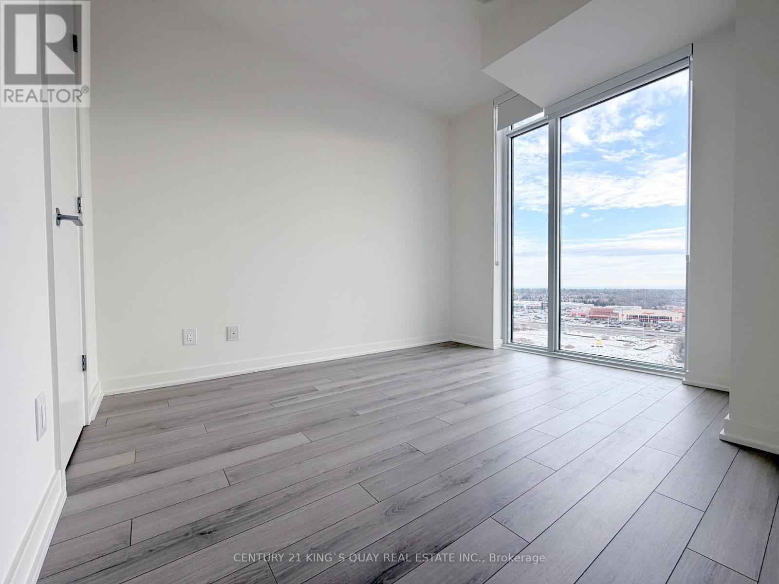 1205 - 3071 Trafalgar Road, Oakville, Ontario  L6H 8C6 - Photo 2 - W12642754