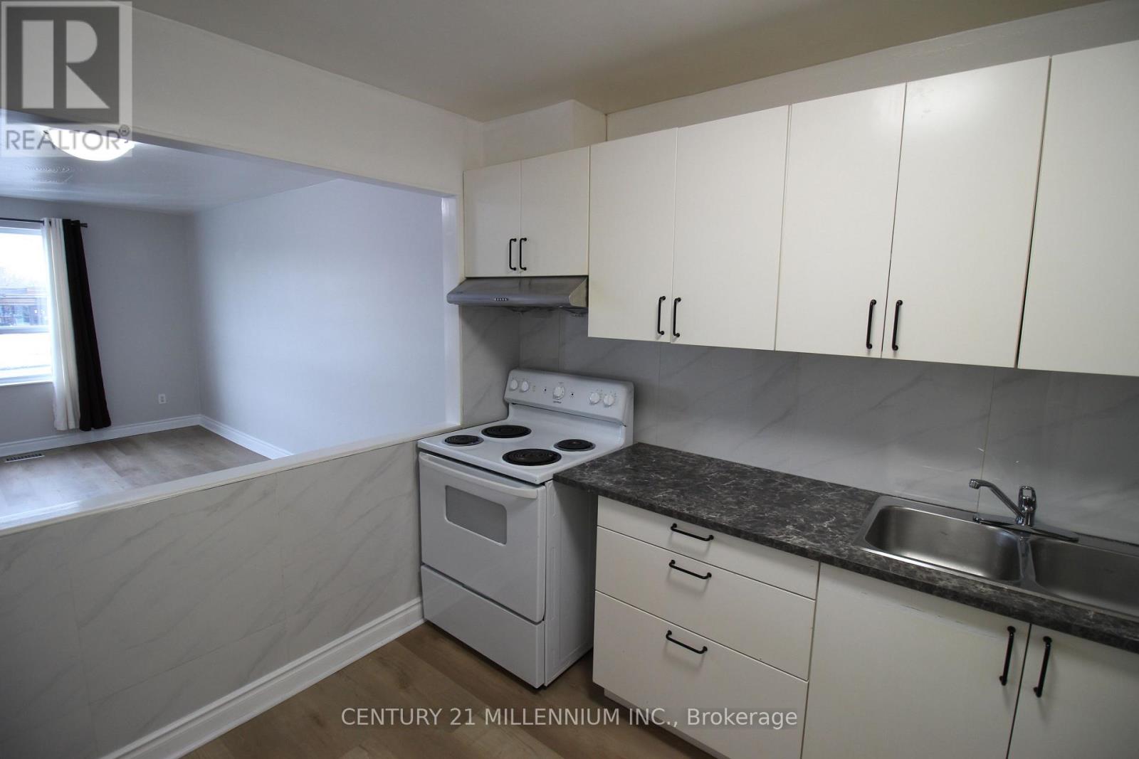 Upper - 2991 Islington Avenue, Toronto, Ontario  M9L 2K9 - Photo 16 - W12642776