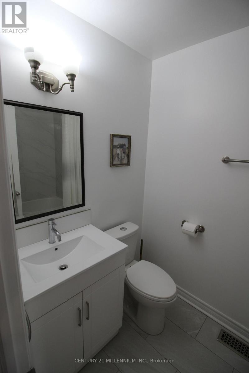 Upper - 2991 Islington Avenue, Toronto, Ontario  M9L 2K9 - Photo 27 - W12642776