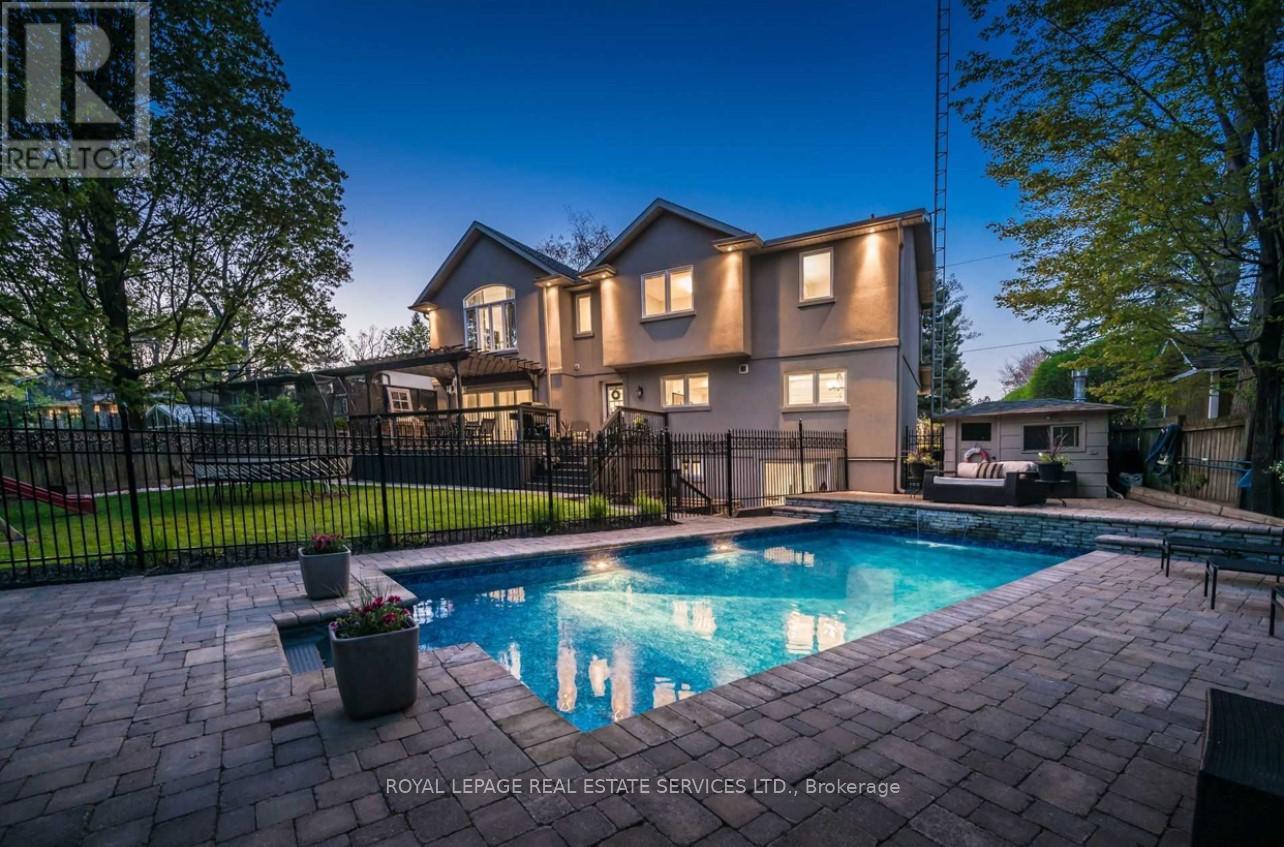 1302 Hillview Crescent, Oakville, Ontario  L6H 2C7 - Photo 35 - W12642790